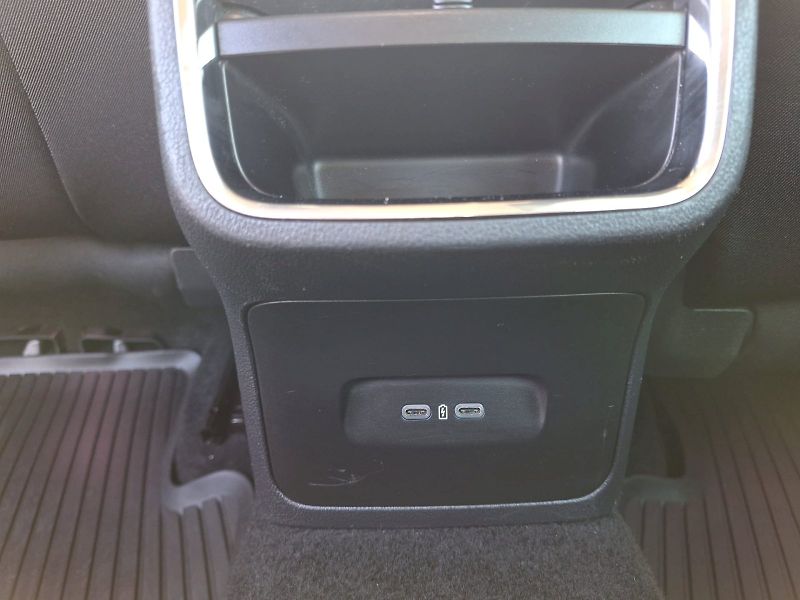 Škoda Octavia (2021) COMBI / 1.5 TSI / 110kW / 6MP - fotka 29 z 34