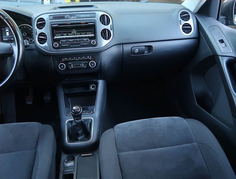 Volkswagen Tiguan (2013) 2.0 TDI, Tempomat - fotka 8 z 18