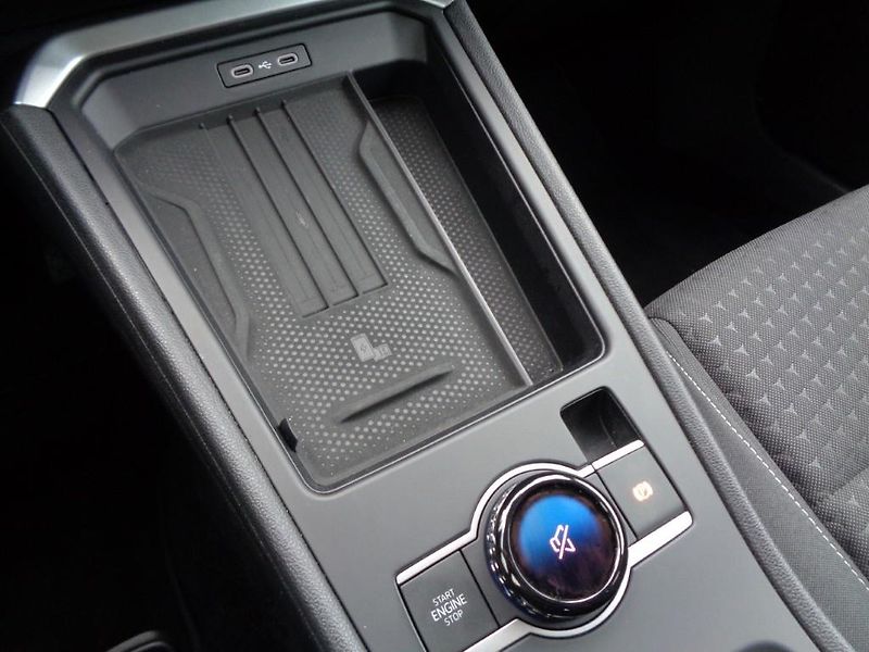 Volkswagen T-Roc 1,5 eTSI 7DSG LIFE  110 KW - fotka 20 z 30