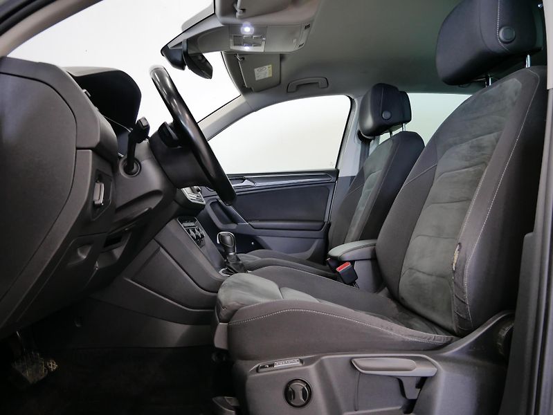 Volkswagen Tiguan - fotka 11 z 25