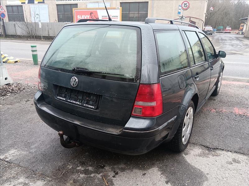 Volkswagen Golf Variant 1,9 TDi automat  Ocean - fotka 10 z 14