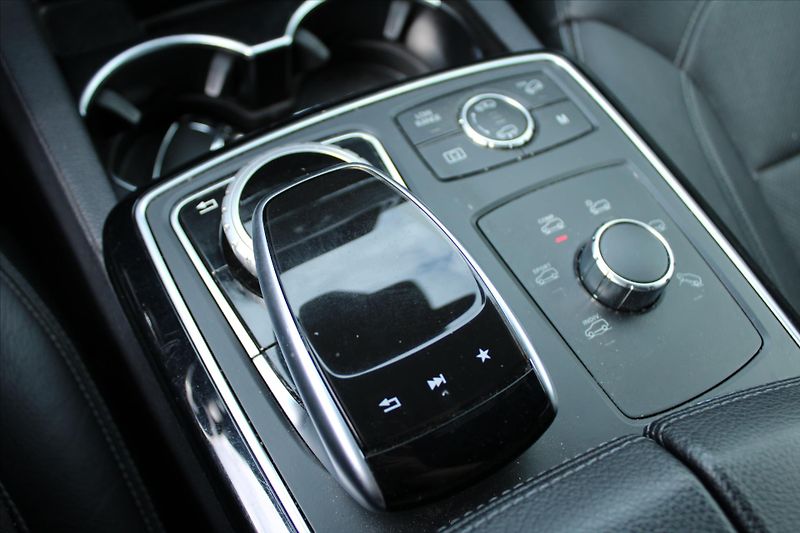 Mercedes-Benz GLS 500 4MATIC AMG 7-MÍST ČR - fotka 25 z 36