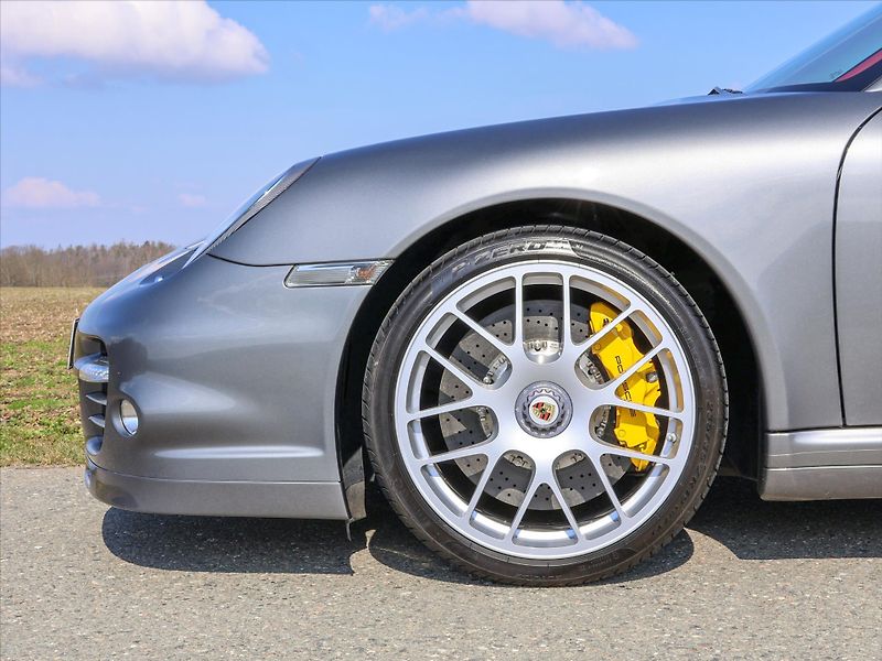 Porsche 911 3,8 TURBO S - fotka 49 z 56