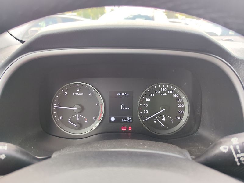 Hyundai Tucson 1.6 CRDI/85kW Traveller - fotka 14 z 31