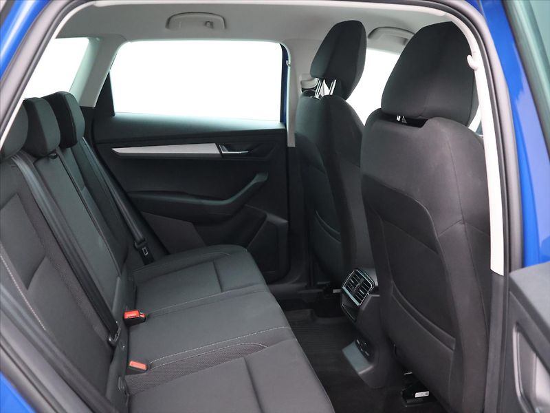 Škoda Karoq 2,0 TDI 110kW 4x4 DSG - fotka 12 z 27