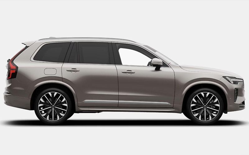 Volvo XC90 (2026) T8 AWD PLUS BRIGHT - fotka 6 z 17
