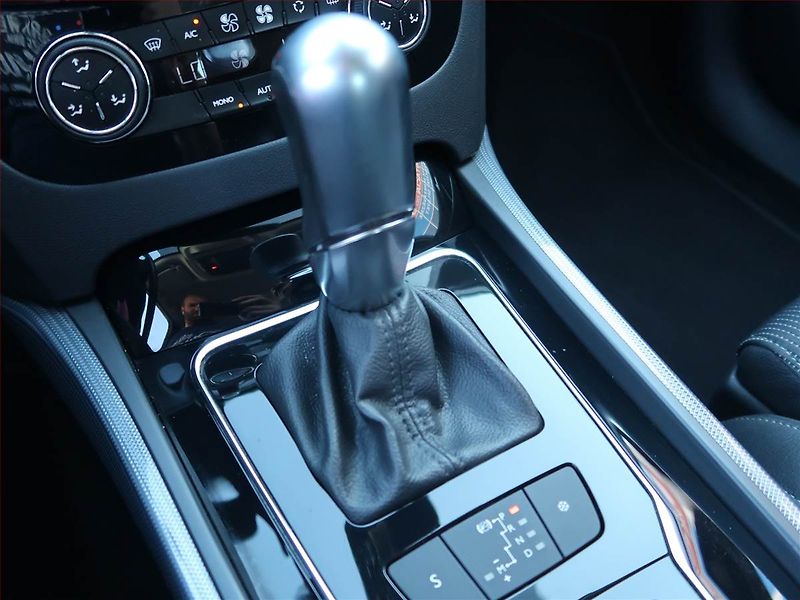 Peugeot 508 (2017) Allure 2.0 BlueHDi, Automat - fotka 13 z 19