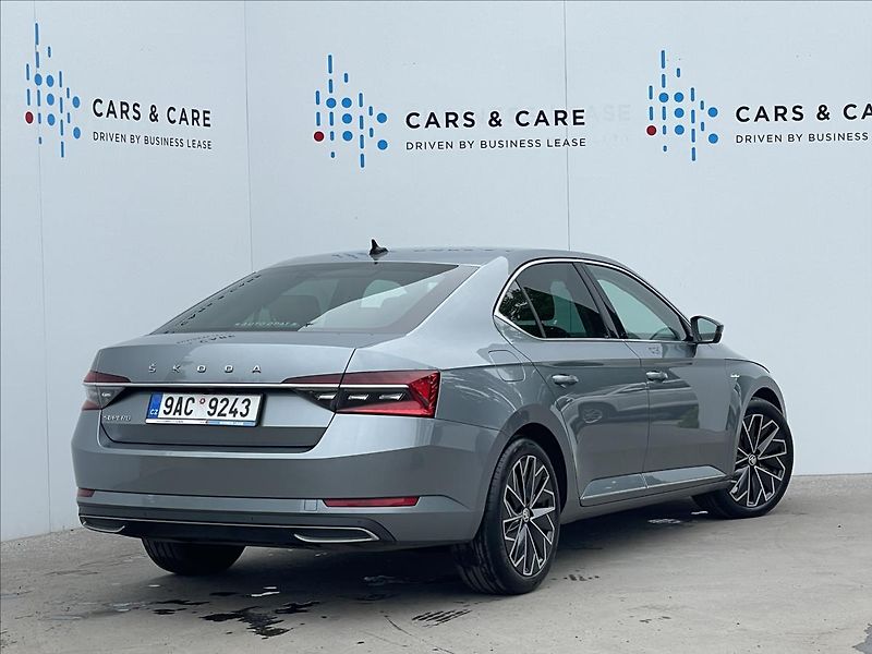 Škoda Superb 2,0 TDI DSG L&K TAŽNÉ+ACC+LED - fotka 3 z 25
