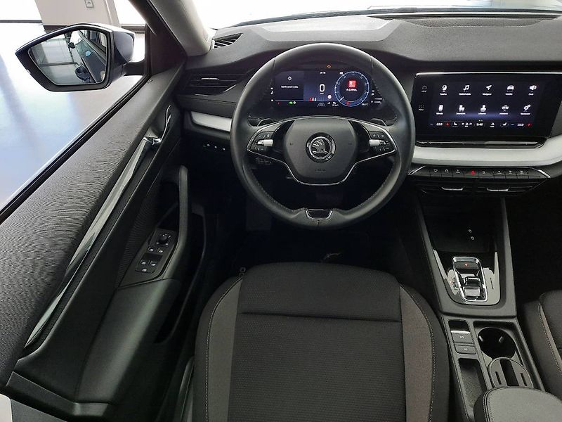 Škoda Octavia (2023) Combi 2.0 TDI (110kW/150k) DSG - fotka 11 z 27