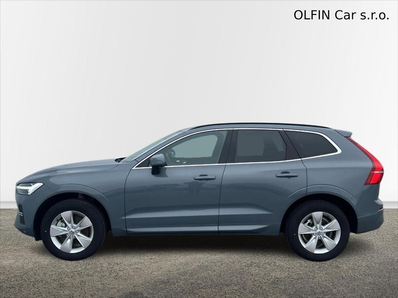 Volvo XC60 2,0 184 kW 8AT FWD CORE  B5 - fotka 10 z 26