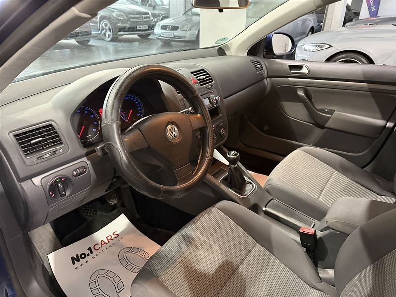 Volkswagen Golf 1,4   TSI 90KW TREND TAŽNÉ - fotka 5 z 18