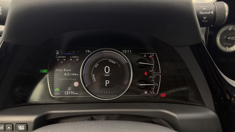 Lexus ES 300h 300H HEV BUSINESS EDITION - fotka 12 z 24