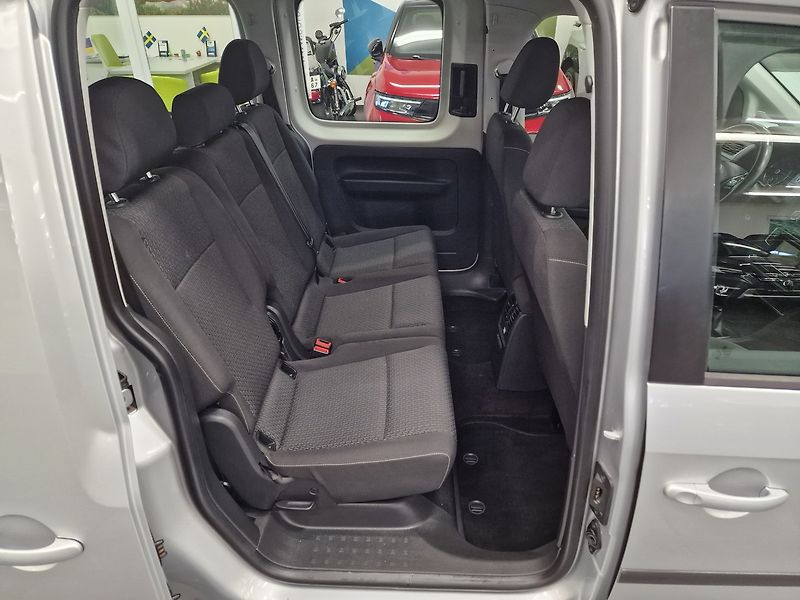 Volkswagen Caddy (2018) - fotka 26 z 62