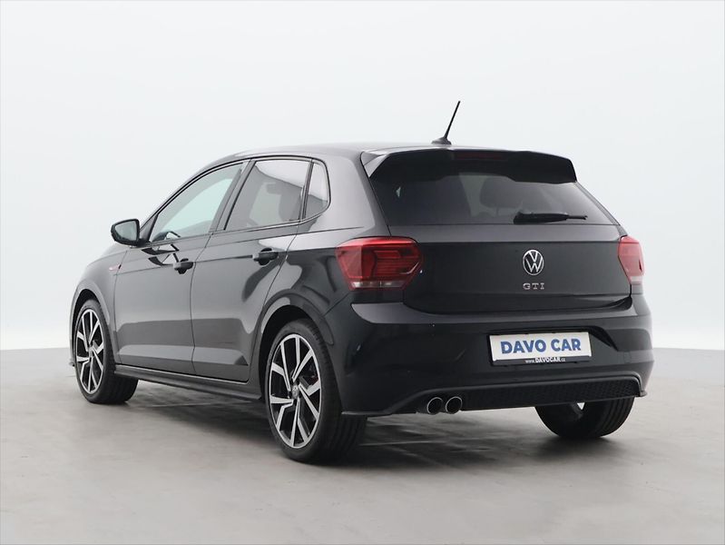 Volkswagen Polo 2,0 GTI 147kW DSG Virtual DPH - fotka 5 z 33
