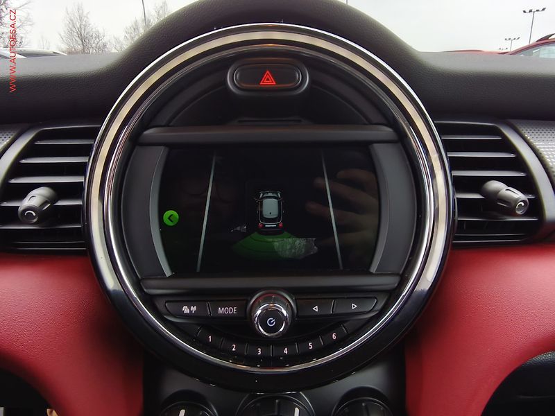 Mini Cooper (2018) 1.5i, 1.maj,ČR, AT, +kola - fotka 19 z 20