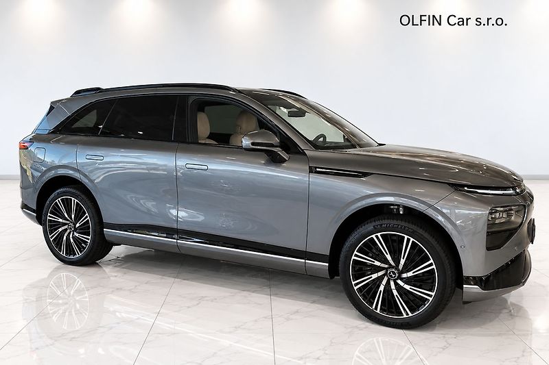 Xpeng G9 (2026) AWD Performance AKCE - fotka 2 z 4
