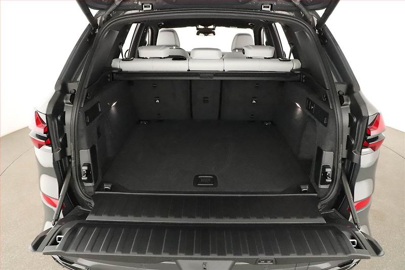 BMW X5 (2026) xDrive30d - fotka 26 z 31