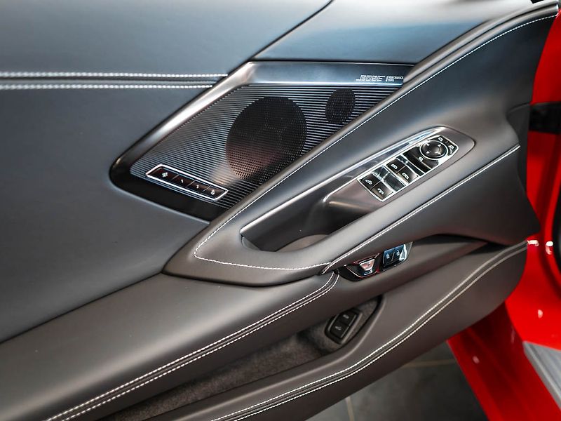 Chevrolet Corvette (2026) 6.2 Cabrio 3LT Z51 Facelift - fotka 18 z 43