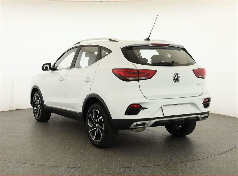 MG ZS (2024) Luxury 1.0 Turbo, Automat - fotka 4 z 21