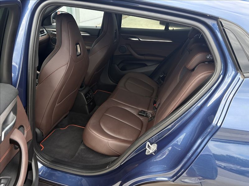 BMW X2 2,0 d Xdrive 140 KW M Edition - fotka 27 z 30