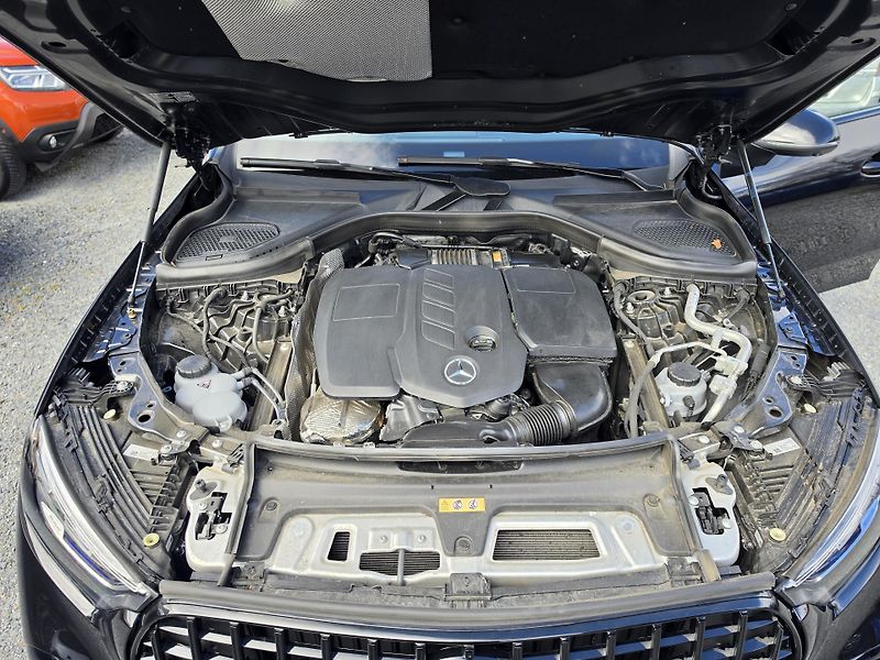 Mercedes-Benz GLC 220CDI 4x4 AMG Burmaster Tz - fotka 21 z 25