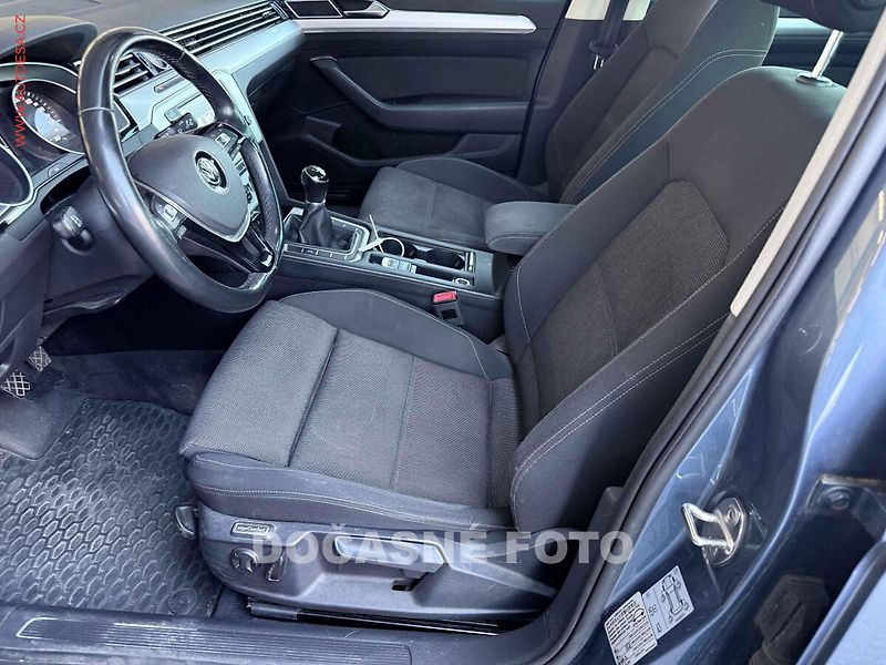 Volkswagen Passat (2015) 1.4TSi, autoAC - fotka 3 z 3