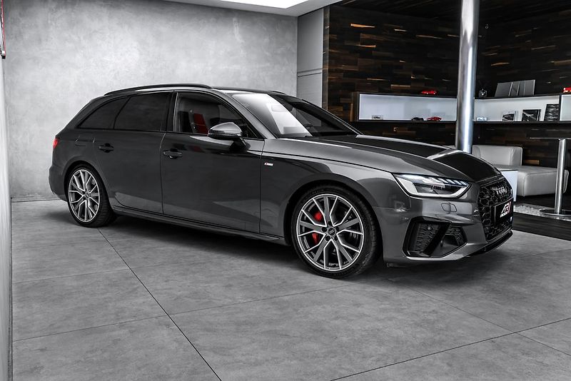 Audi A4 50 TDI quattro S-line - fotka 4 z 24