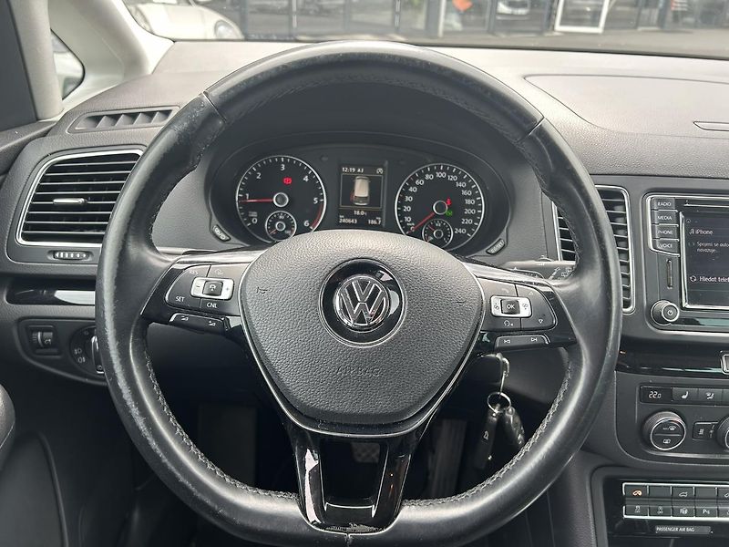 Volkswagen Sharan 2.0TDI 135kW DSG 4MOT - fotka 21 z 23