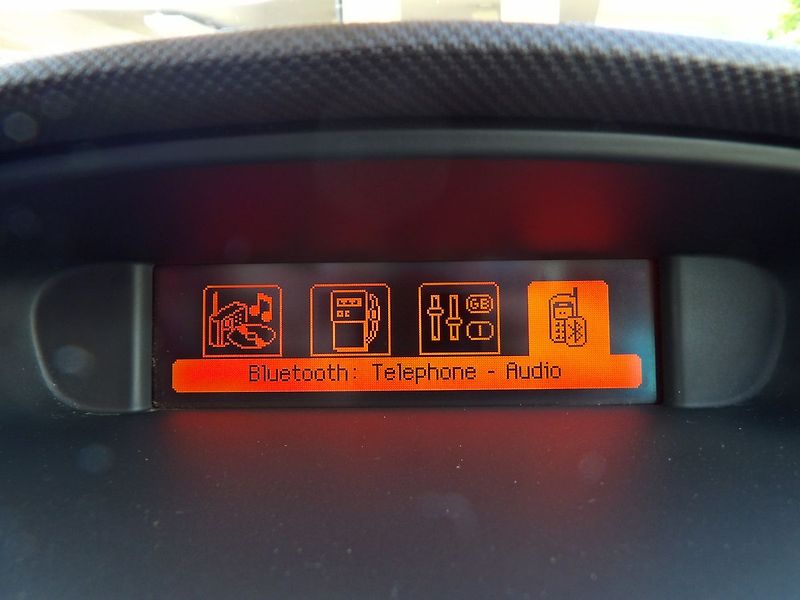 Peugeot 308 SW 1.6VTi 88kW AutoAC Serviska - fotka 9 z 33