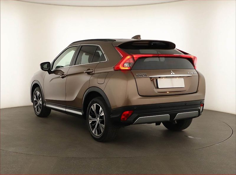 Mitsubishi Eclipse Cross (2019) 1.5 T-MIVEC - fotka 4 z 14