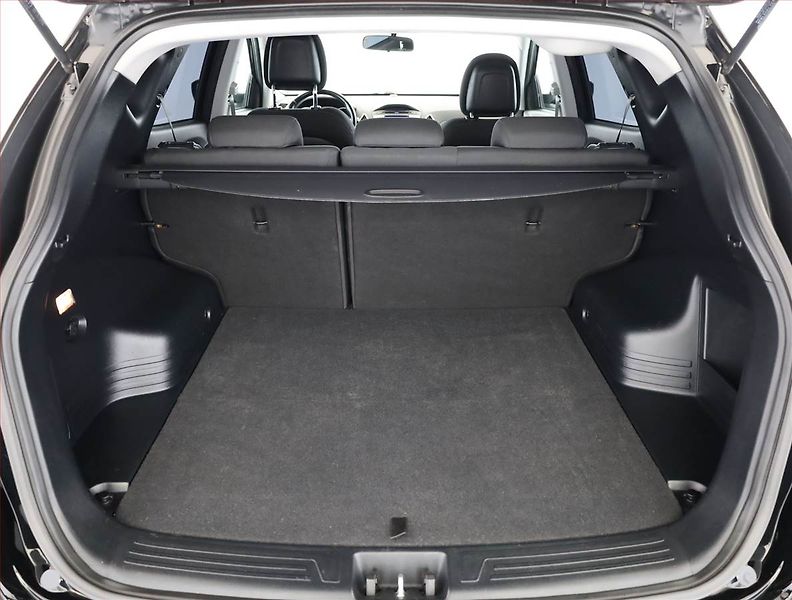 Hyundai ix35 (2015) 1.6 GDI, Serv.kniha, Tempomat - fotka 16 z 16