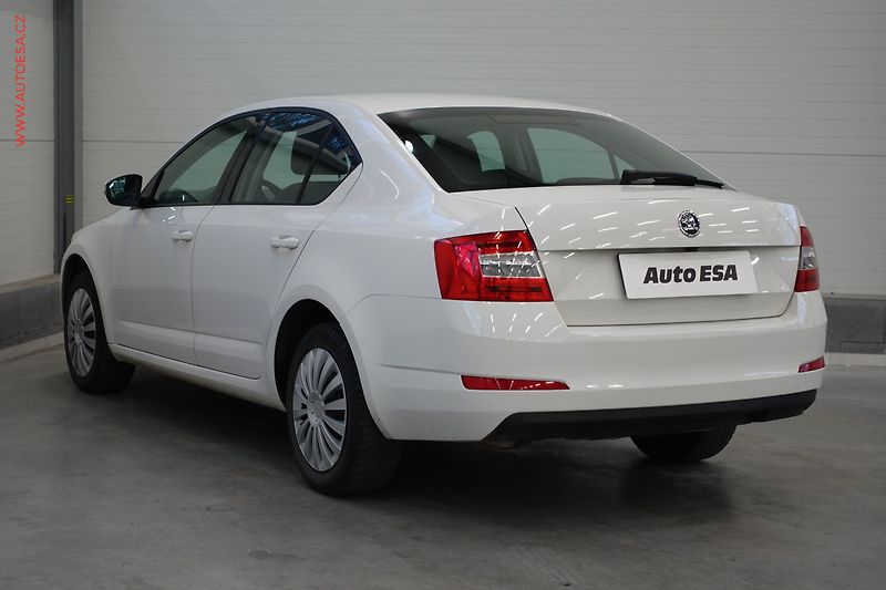Škoda Octavia (2015) 1.4 TSi, 1.maj,ČR, Fresh, DSG - fotka 6 z 24