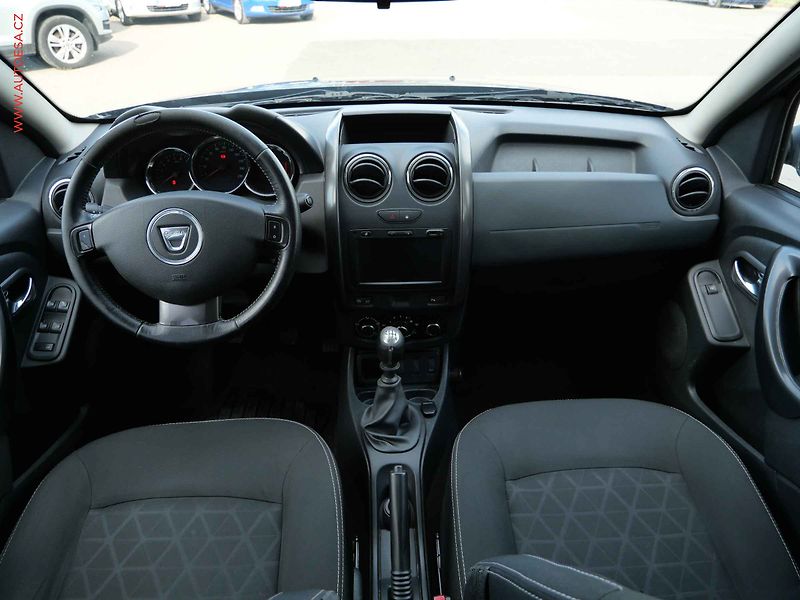 Dacia Duster (2014) 1.2 TCe, ČR, AC, TZ, navi - fotka 8 z 18