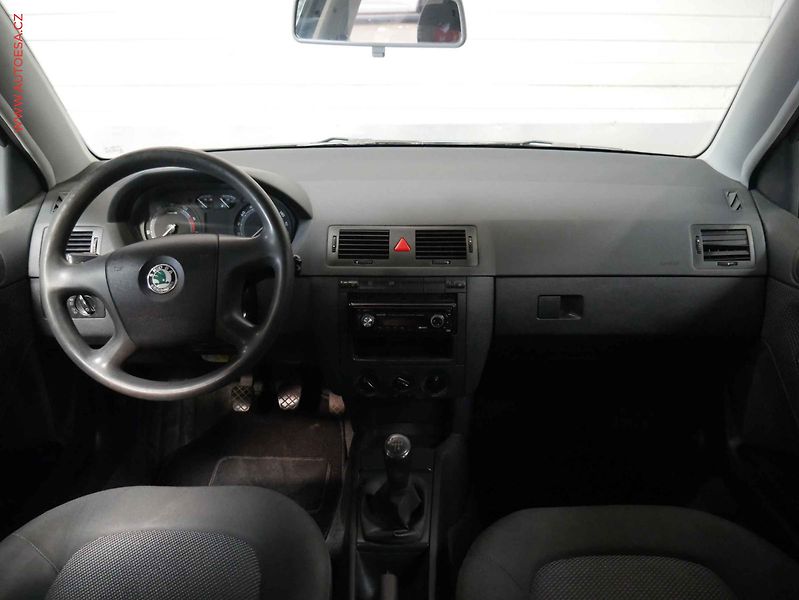 Škoda Fabia (2006) 1.4 i, 2.maj, AC - fotka 8 z 14