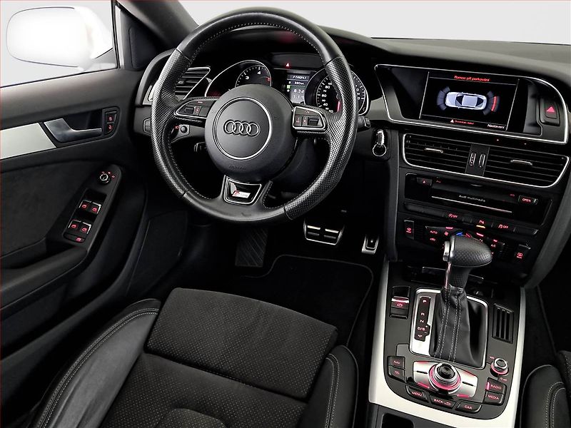 Audi A5 (2017) S-Line 2.0 TDI - fotka 7 z 18