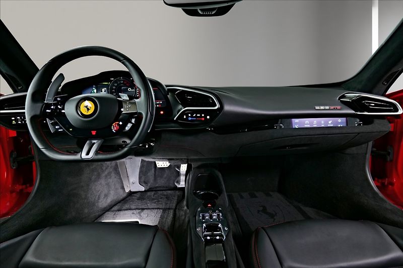 Ferrari 296 GTB ADAS / LIFT / CZ - fotka 13 z 21