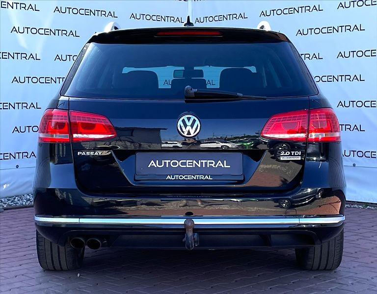 Volkswagen Passat 2,0 TDi,103kW,HIGHLINE,STK 7/2 - fotka 5 z 26
