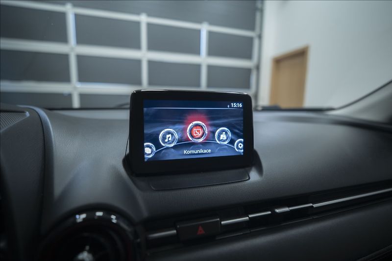 Mazda CX-3 2,0 SKYACTIV 1. MAJITEL ČR - fotka 30 z 37