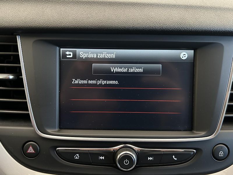 Opel Grandland 1.2 TURBO Edition - fotka 23 z 33