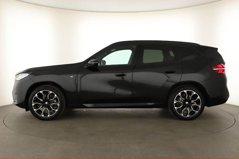 BMW X3 (2025) 20 xDrive - fotka 3 z 26