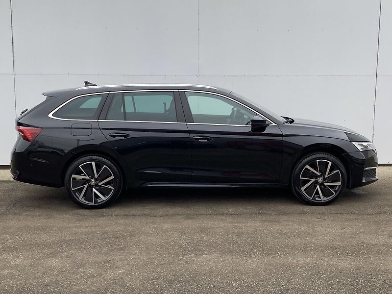 Škoda Octavia Combi 2,0 TDI Top Select DSG - fotka 3 z 28