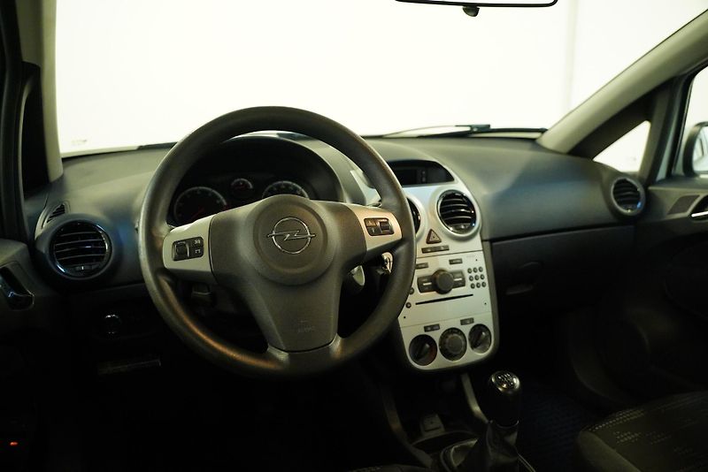 Opel Corsa - fotka 5 z 6