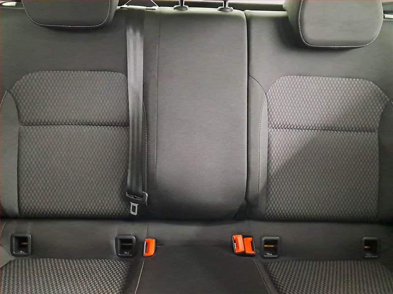 Škoda Fabia (2022) Style 1.0 TSI, Automat - fotka 10 z 20