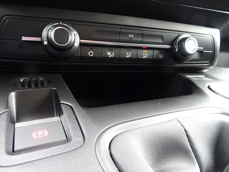 Peugeot Rifter (2025) ACTIVE BHDi 100k MAN6 N1 - fotka 31 z 39