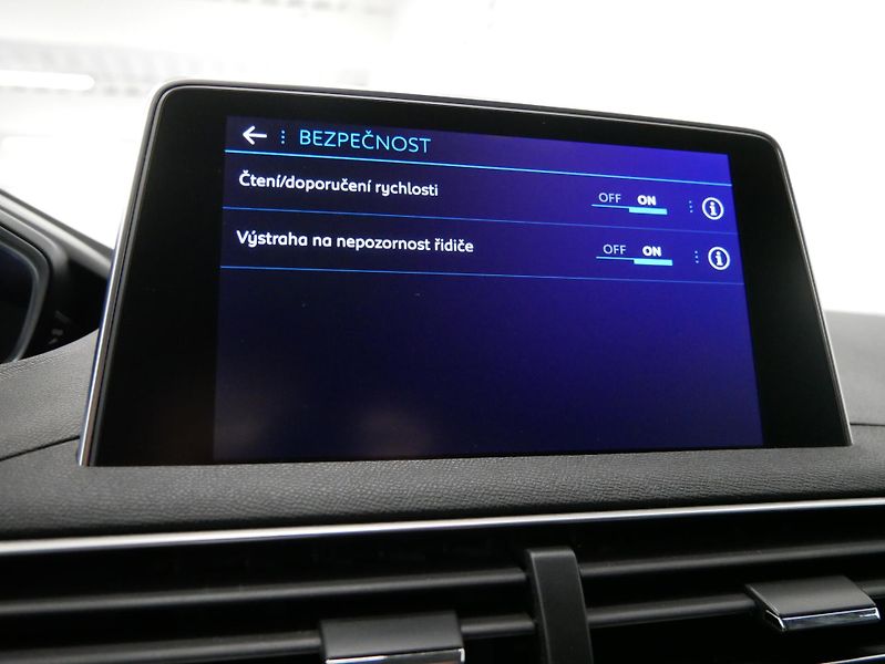 Peugeot 5008 - fotka 22 z 30