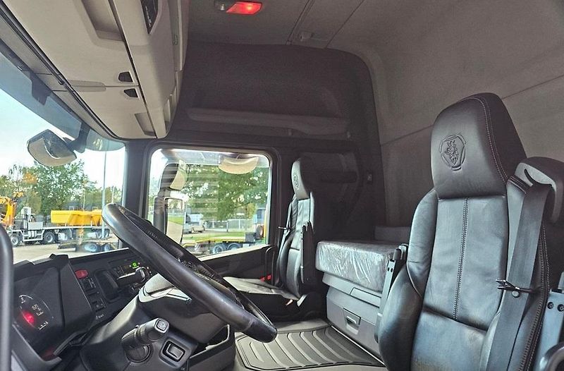 Scania (2019) 500 8x4 valník + HR EURO 6 - fotka 16 z 24