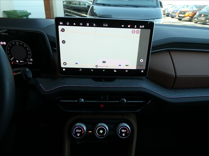 Škoda Kodiaq 2,0 TDI 142kW Excl. Selection - fotka 30 z 47