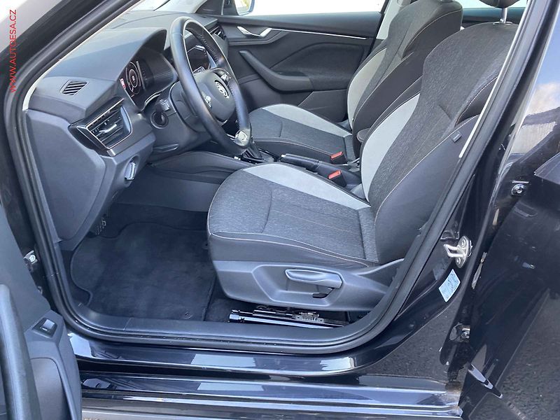 Škoda Kamiq (2020) 1.0 TSi, Style, DSG, navi - fotka 9 z 18