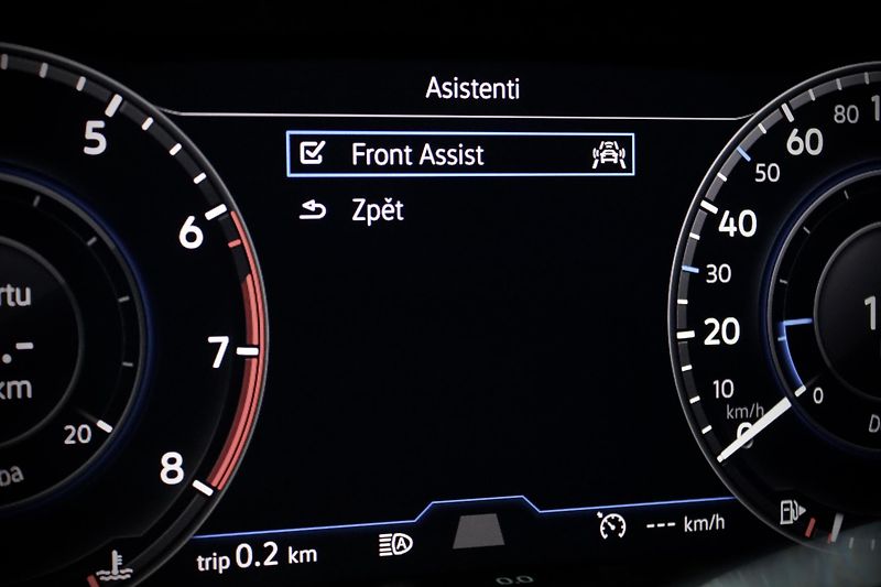 Volkswagen Golf 7 FL Variant 1.4 TSI 92 kW DSG - fotka 22 z 33
