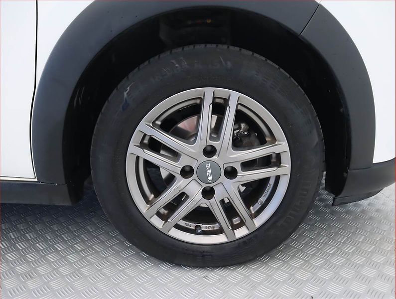 Citroën C3 (2019) 1.5 BlueHDi, Serv.kniha - fotka 15 z 19
